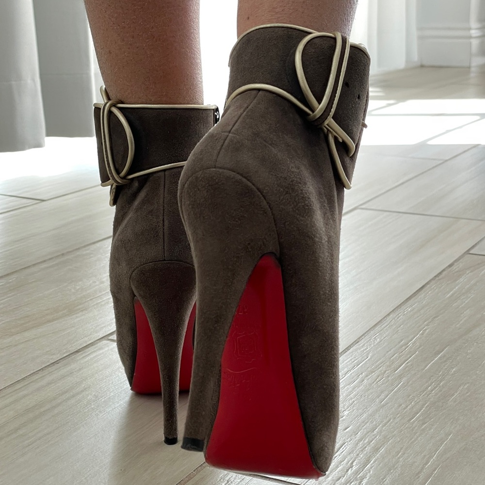 Beautiful Christian Louboutin boots.!